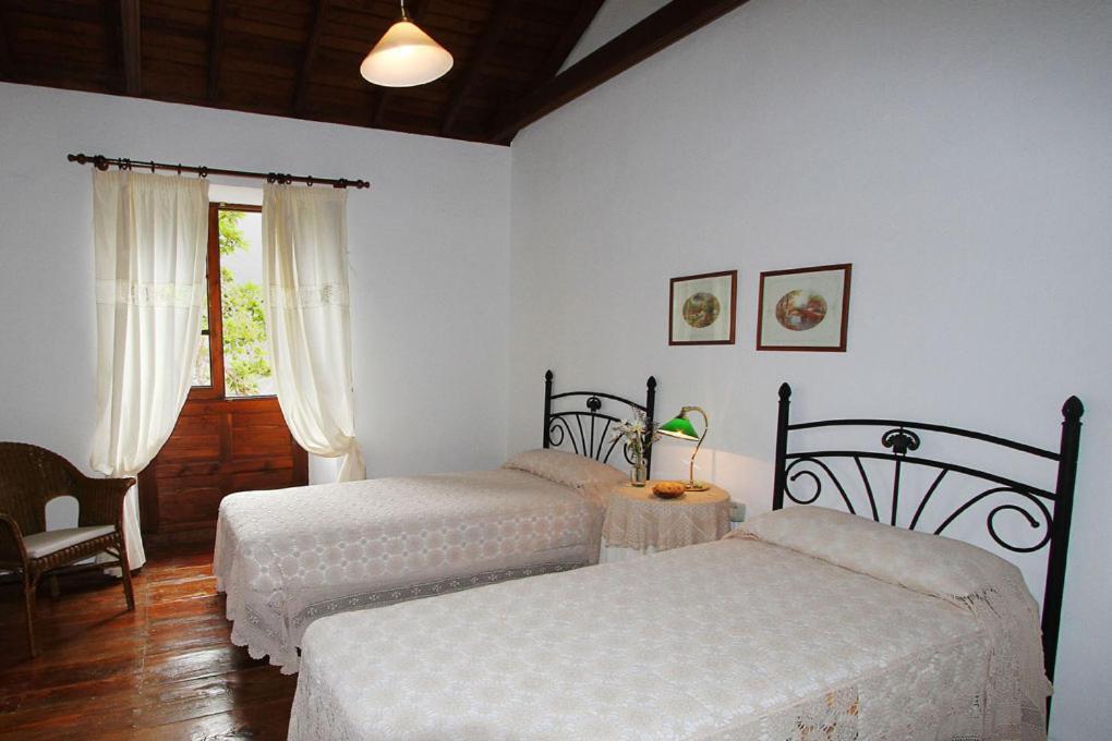 Casa Rural Los Aromos - Wunderschones Landhaus Mit Meerblick Ермигуа Екстериор снимка